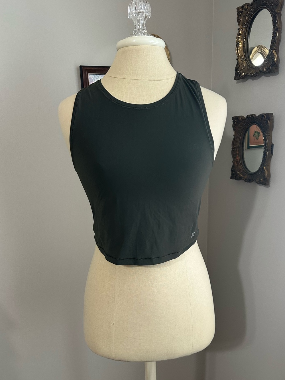 Sweaty Betty Forrest Green Cropped High-Neck Tank Top